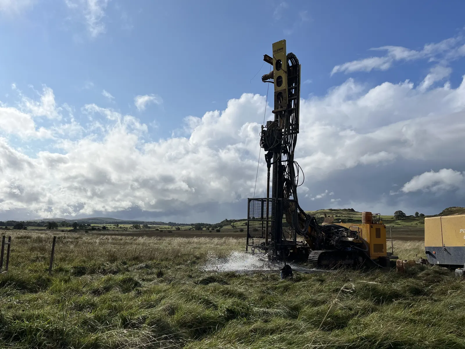 Apex Drilling rig operating on site
